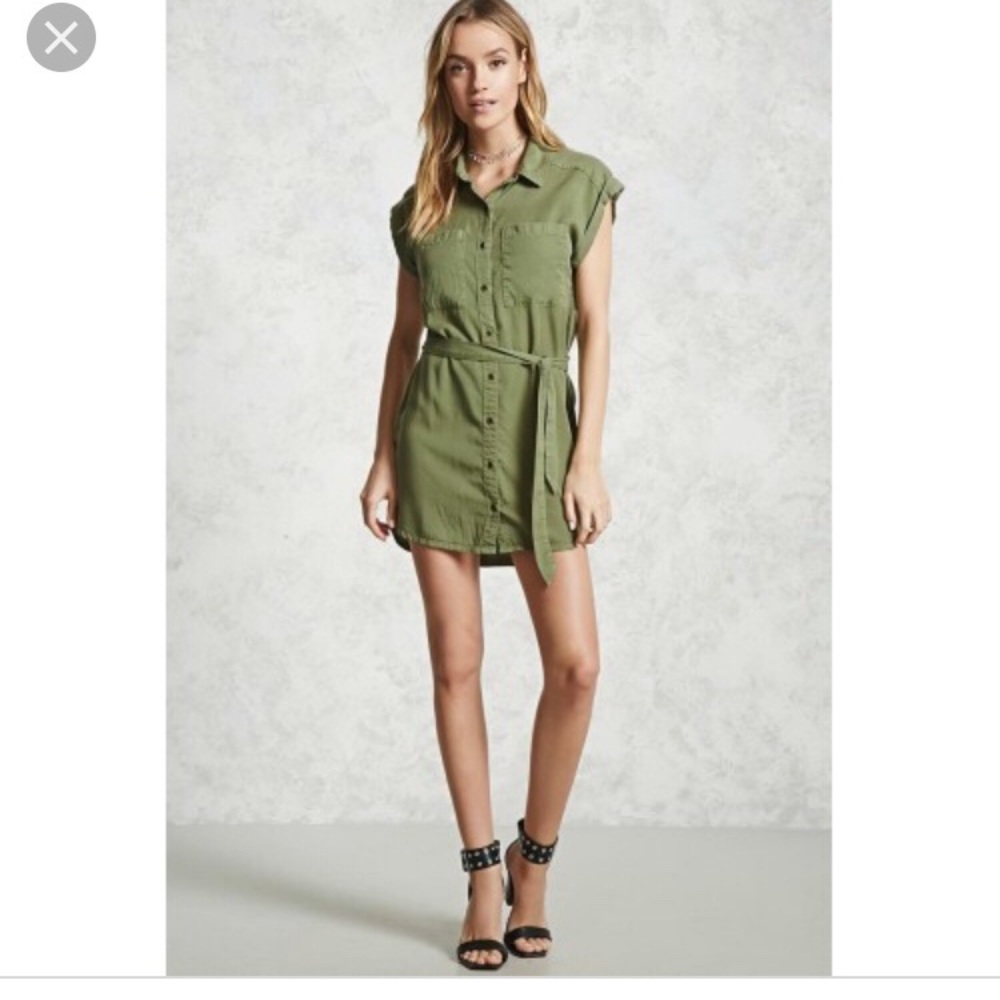 Forever 21 Women’s Olive Green Dress size M